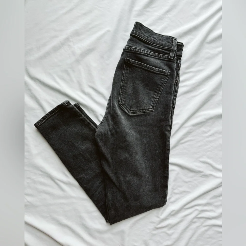 AGOLDE Nico high-waisted straight-leg jeans in faded black - Size 24 - Picture 10 of 12